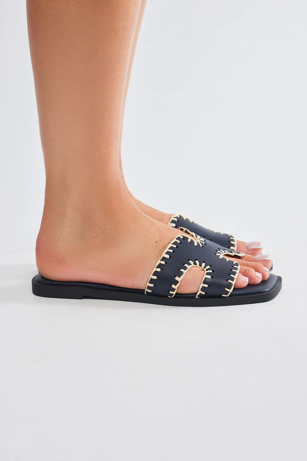 Joelle Flat Sandals