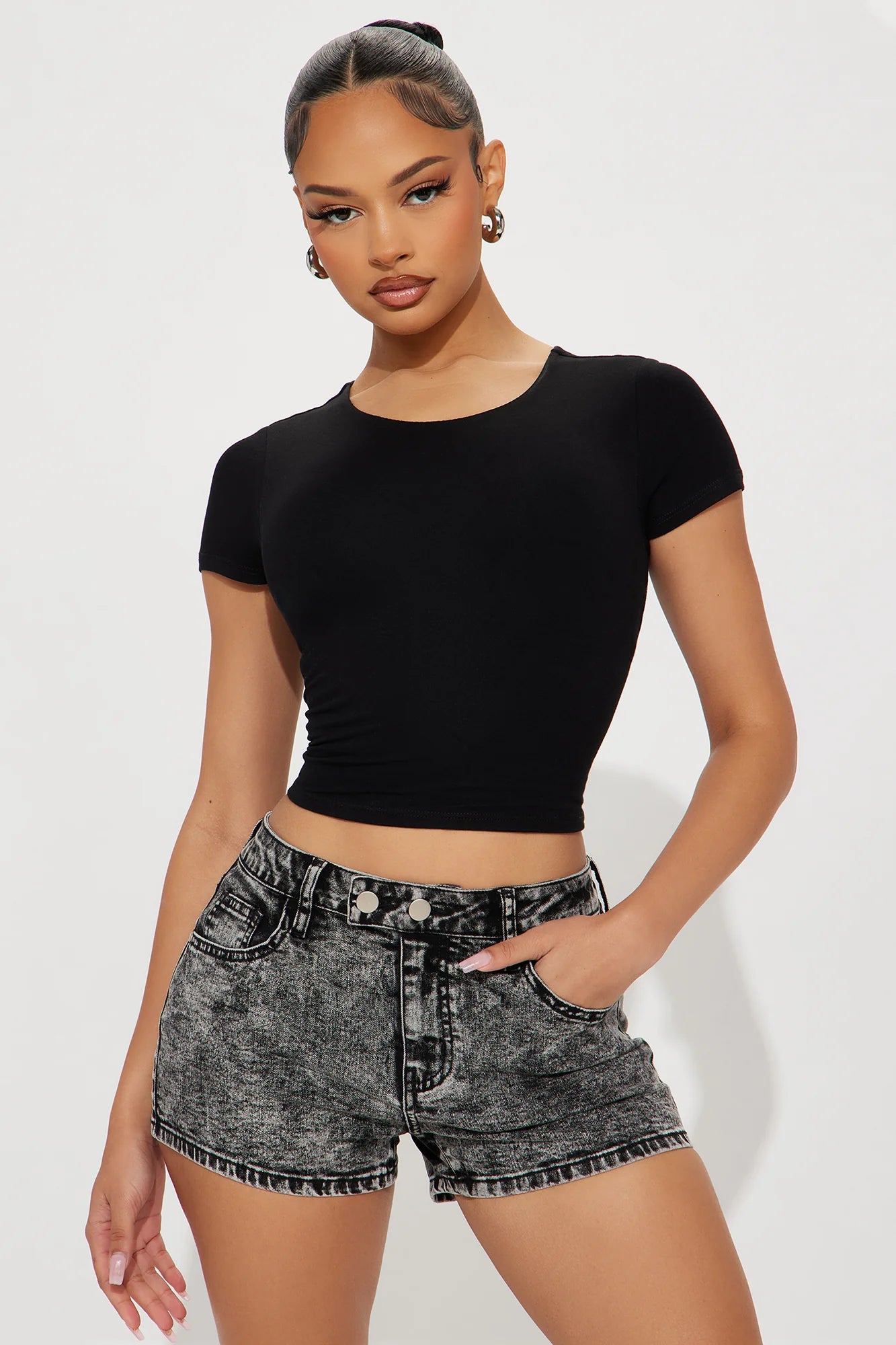 Clara Crew Neck Tee